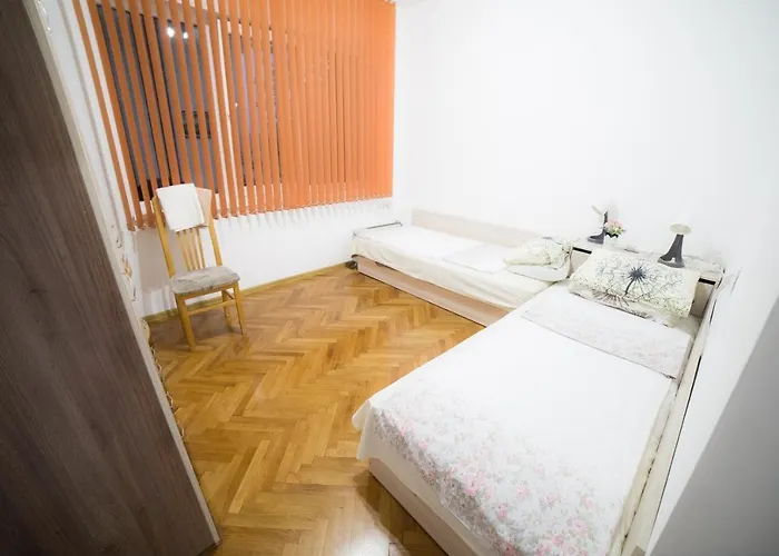 Vakantiehuis Belivanovi House *